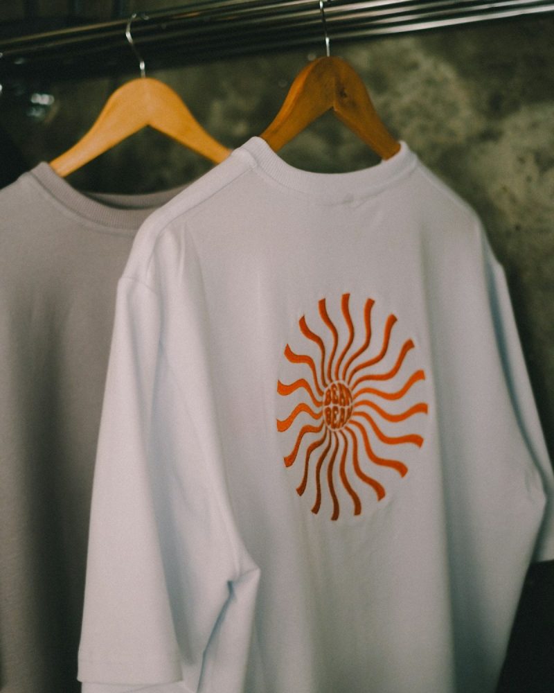 Stüssy T-shirt me diell portokalli 90s