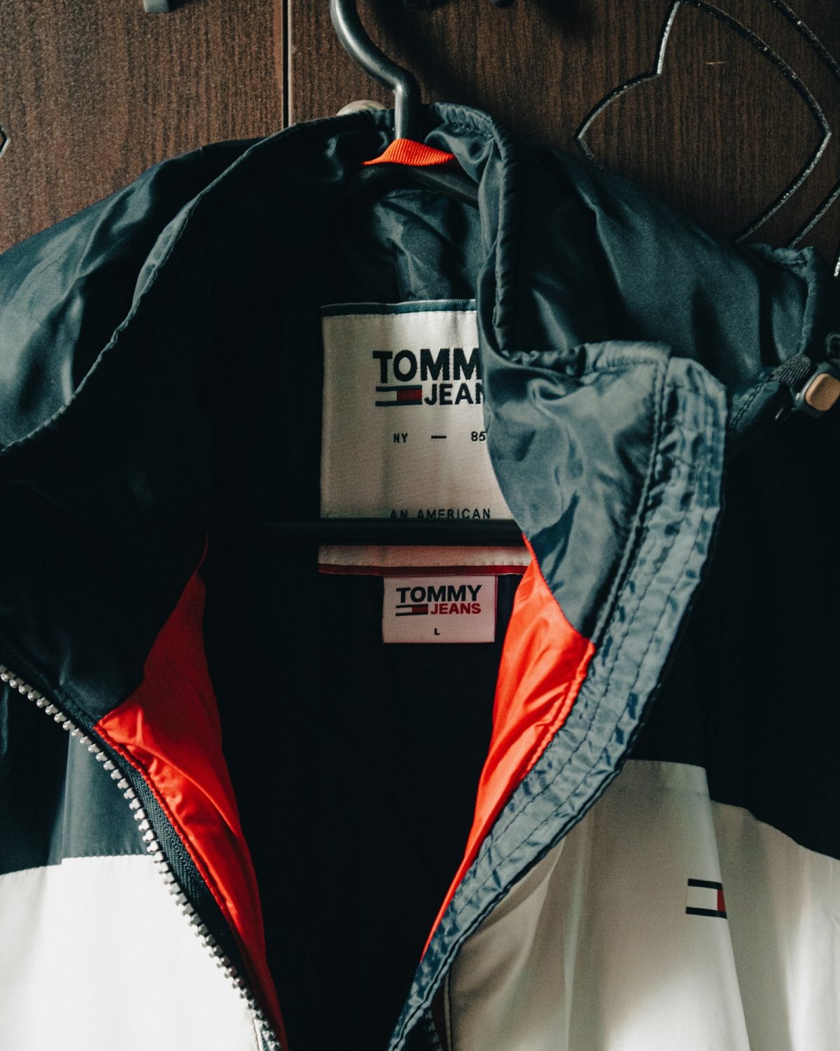 Tommy Hilfiger windbreaker bardhë-blu 90s