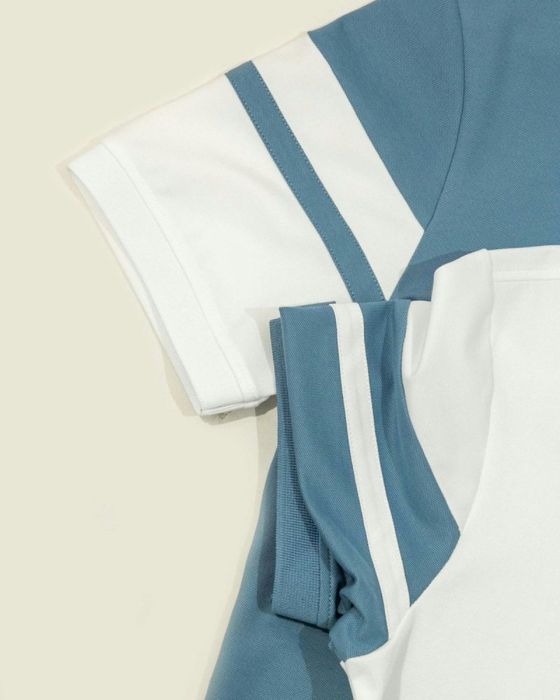 Umbro T-shirt bardhë-blu 90s