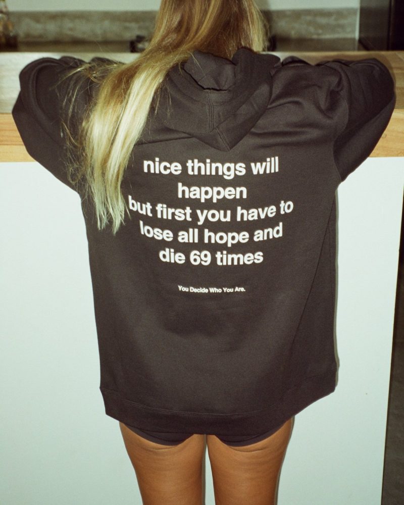 Champion hoodie kafe me shkrim Y2K